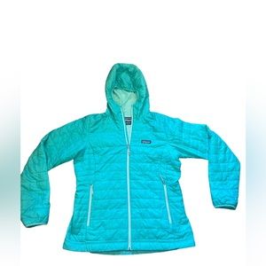 Woman’s Aqua/Teal Patagonia Nano Puffy Jacket